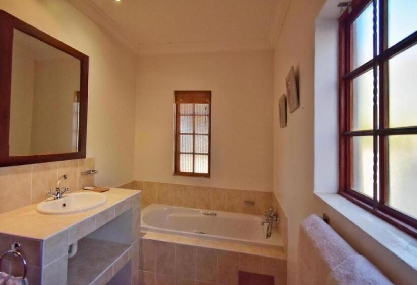 펜션 The Clarens Place