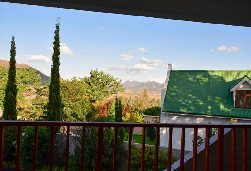 بنسيون The Clarens Place