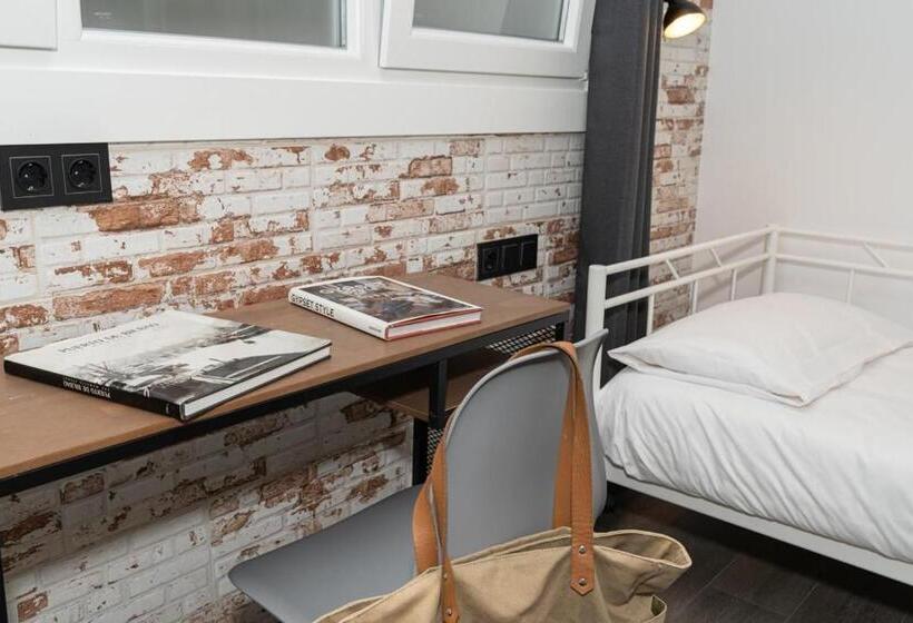 Pension H30 Salces Licencia Hbi01292