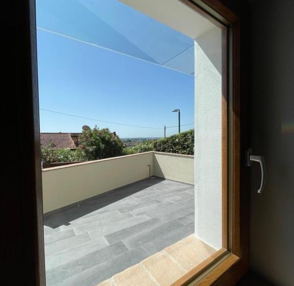 Pinestreet Apartment