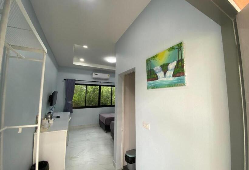 Resort I Am Cottage เฮือนแก้วมณี