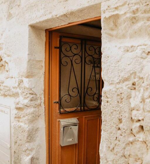 Studio Refait à Neuf Cœur D’uzès