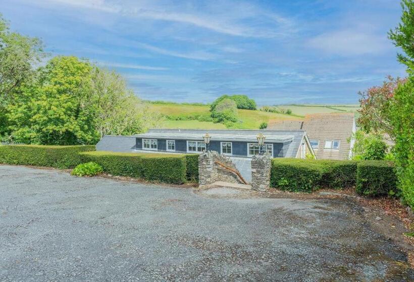 The Old Coach House Salcombe