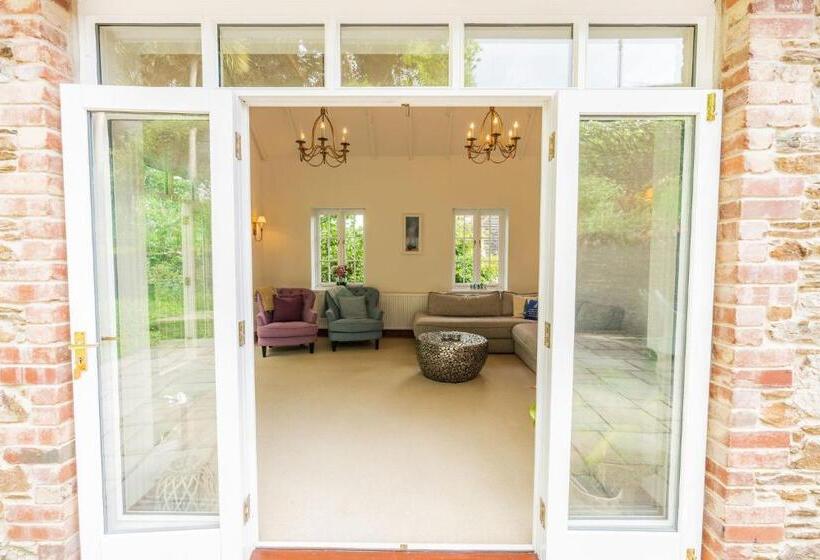 The Old Coach House Salcombe