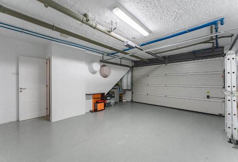 Townhouse With Three Bedrooms