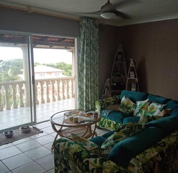 Utopia In Palm Beach