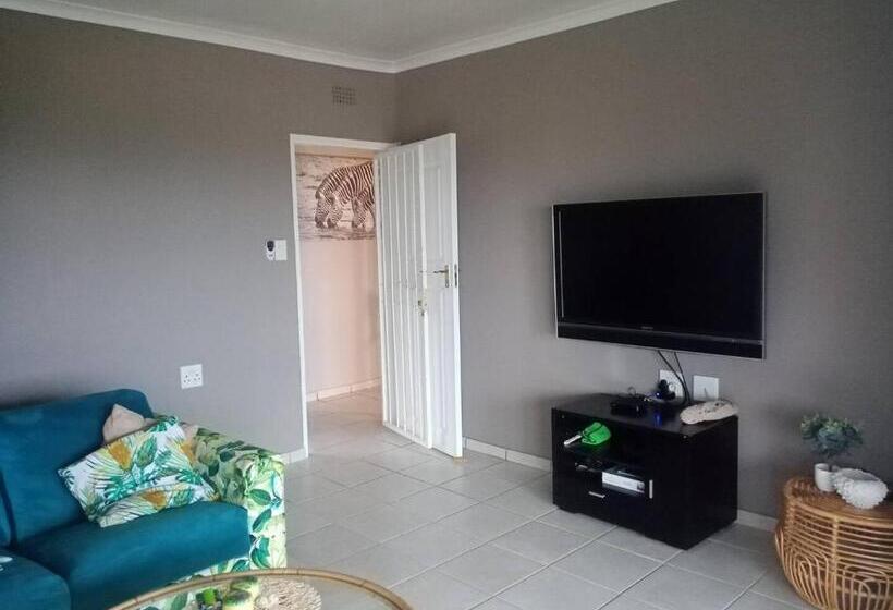 Utopia In Palm Beach