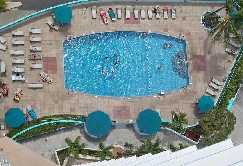 @ Marbella Lane Executive Suite, Steps To Beach