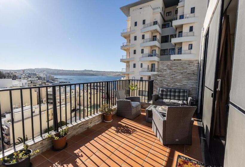 Amazing Seaview Duplex Penthouse