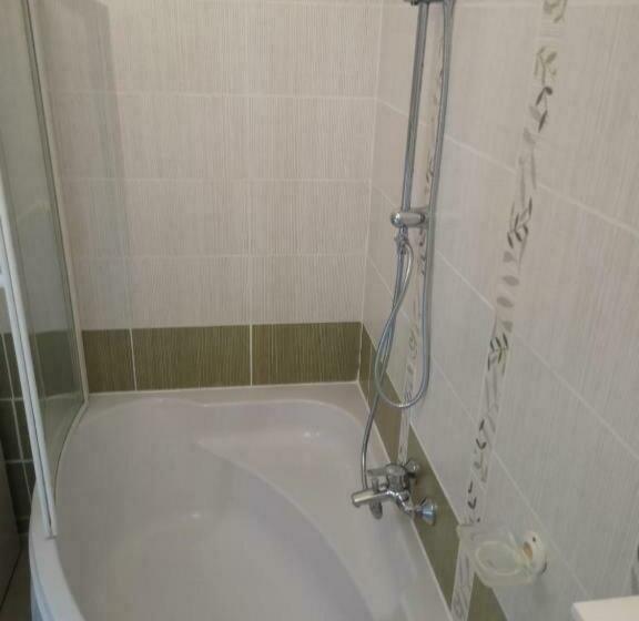 مبيت وإفطار Chambre D Hôte Saint Rémy