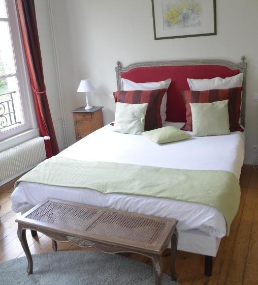 ベッドアンドブレックファースト Chambres D Hôtes Du Bas Manoir