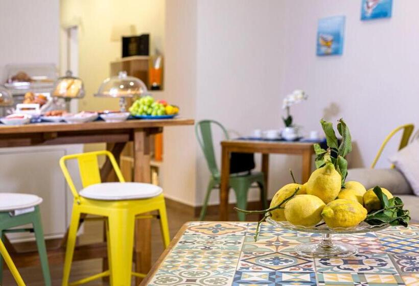 민박 Emma Luxury Room