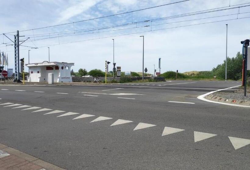 Blutsyde Promenade Encanto