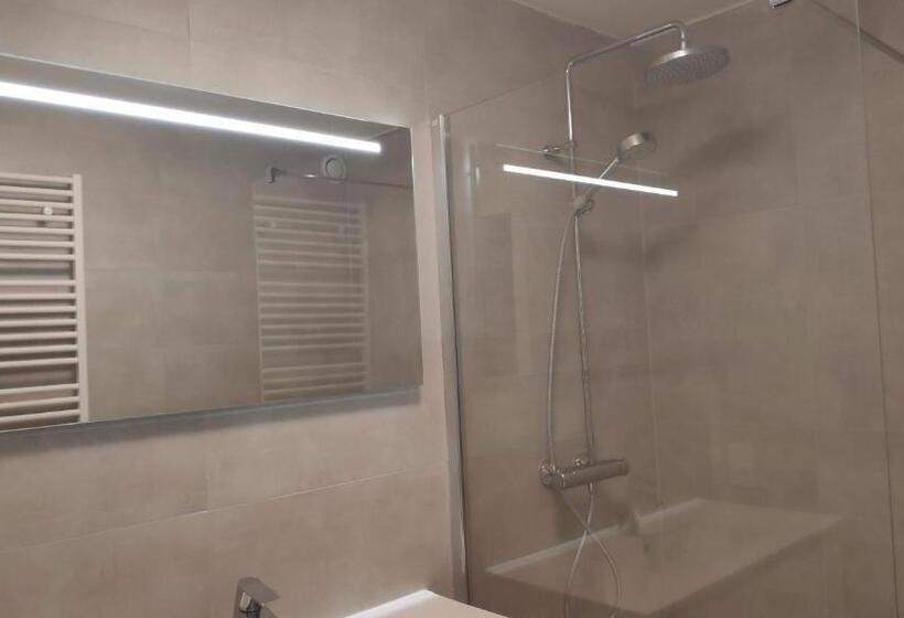 Blutsyde Promenade Encanto