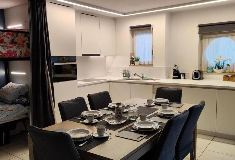 Blutsyde Promenade Encanto