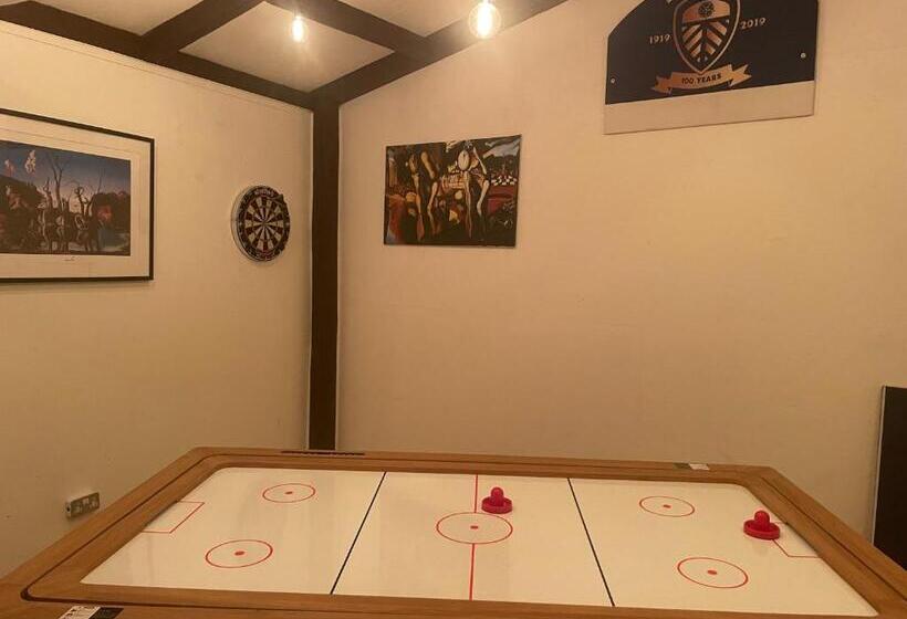 The Stables At Lower Carr Barn