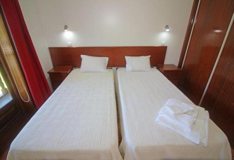 Casa Varanda Do Geres