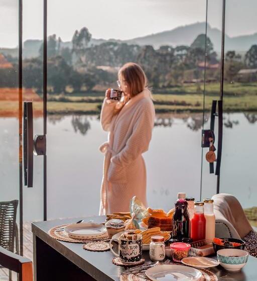 Chalé Romântico Com Banheira De Hidromassagem E Lareira