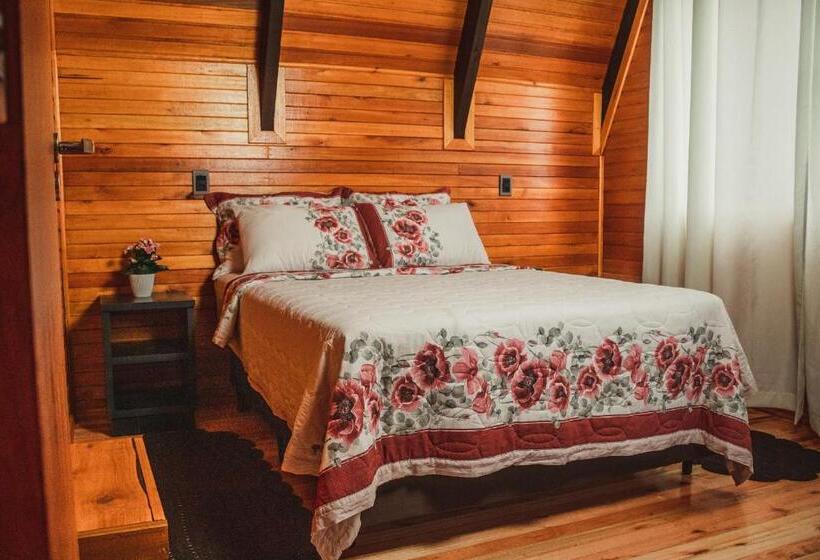 Chalé Romântico Com Banheira De Hidromassagem E Lareira