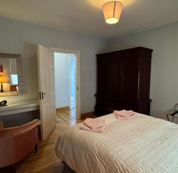 Cosy Home In A Beautiful Valley