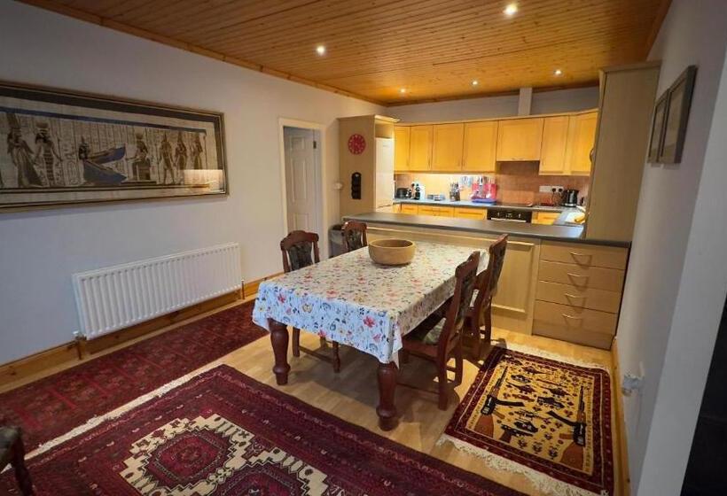 Cosy Home In A Beautiful Valley