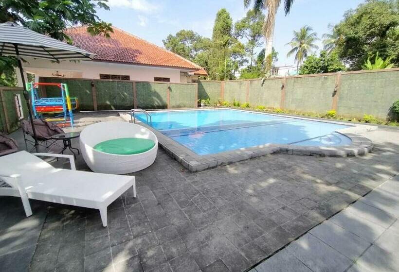 Grand Mutiara Hotel Puncak