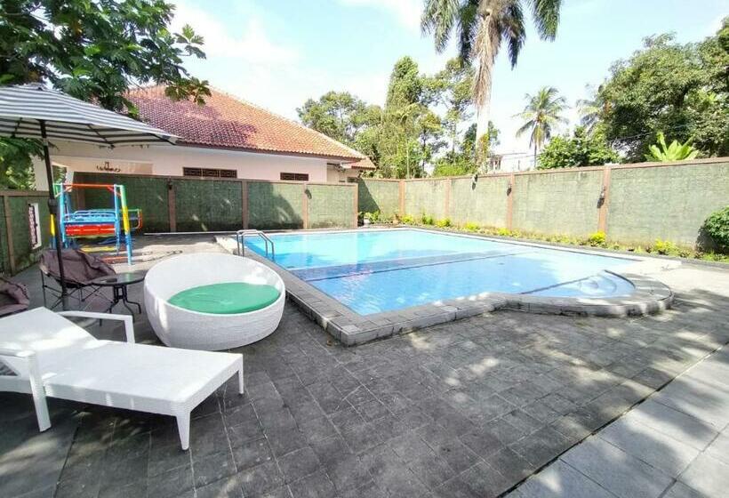 Grand Mutiara Hotel Puncak