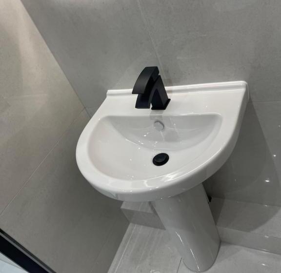 2 Bedroom Apartment Ground Floor Eastbourne Town Centre