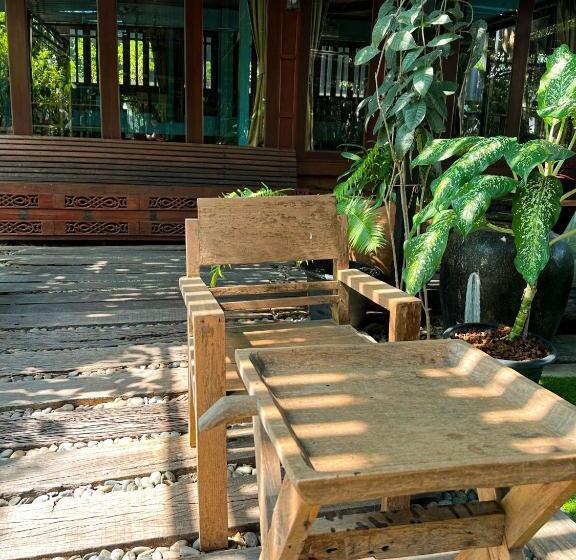 酒店 โรงแรมบ้านเพิ่มสุข อิมแพ็ค เมืองทอง