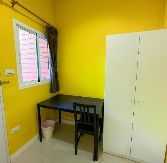 酒店 โรงแรมบ้านเพิ่มสุข อิมแพ็ค เมืองทอง