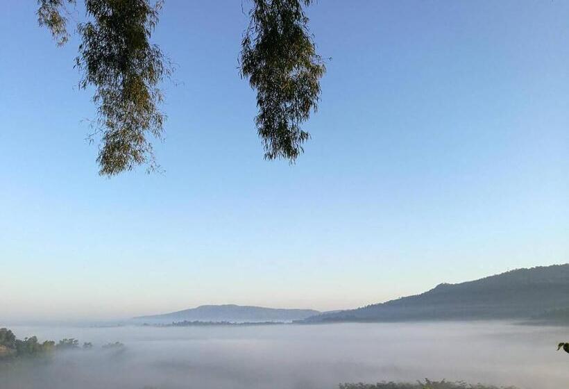 호텔 ไร่ภูจำปา