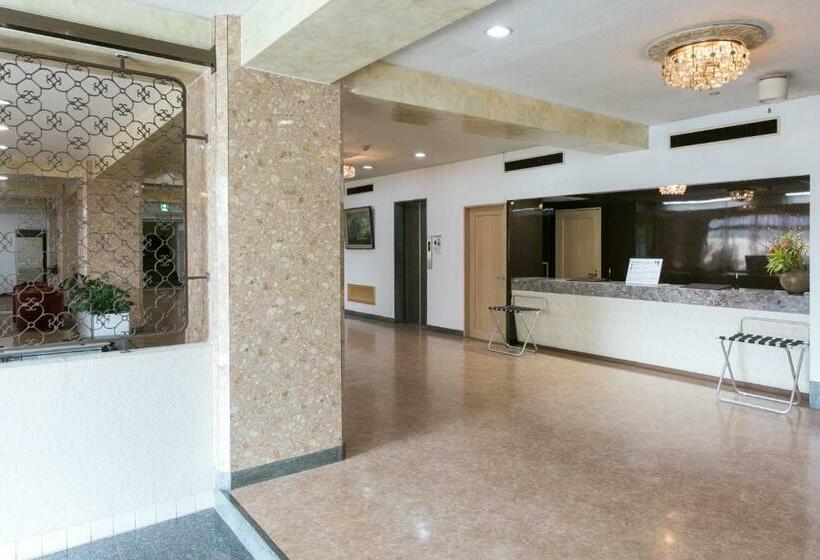 Kochi   Hotel   Vacation Stay 83046