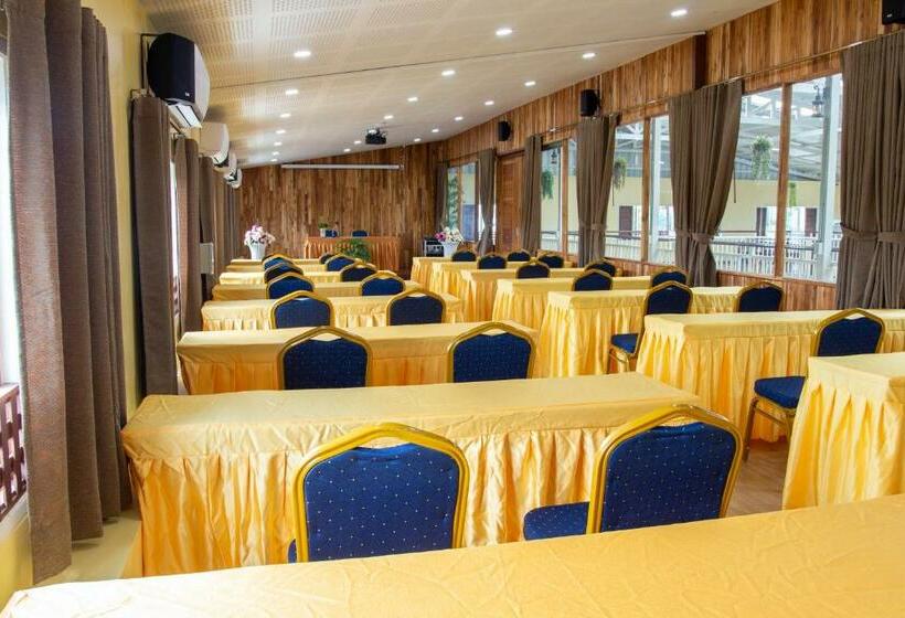 בית מלון כפרי Nonnee Lampang