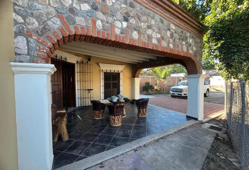 La Casa Del Arco Alamos