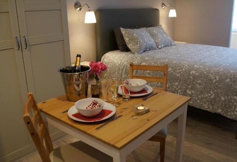 Les Petits Nids De Nina 1