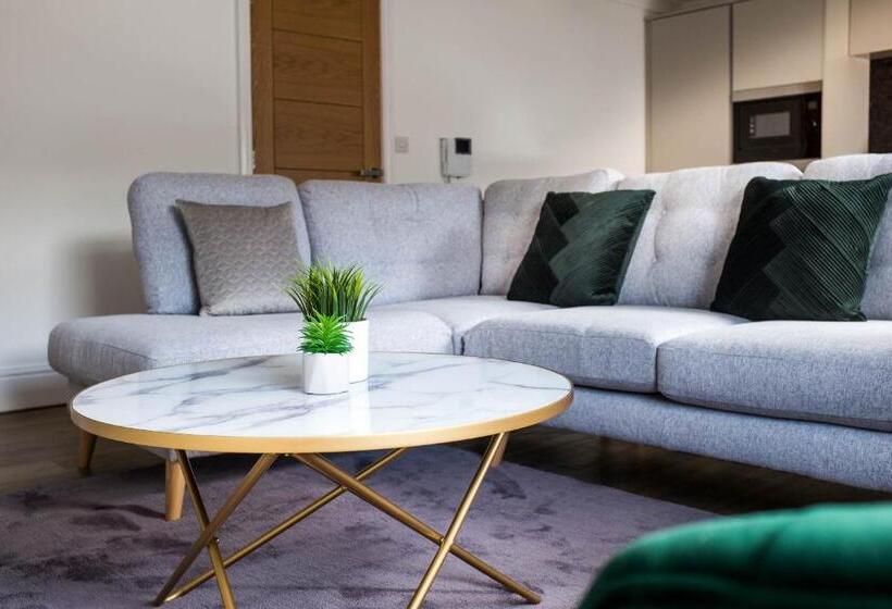 Monterey Residence Stunning, Duplex Apartment In The Heart Of Kendal