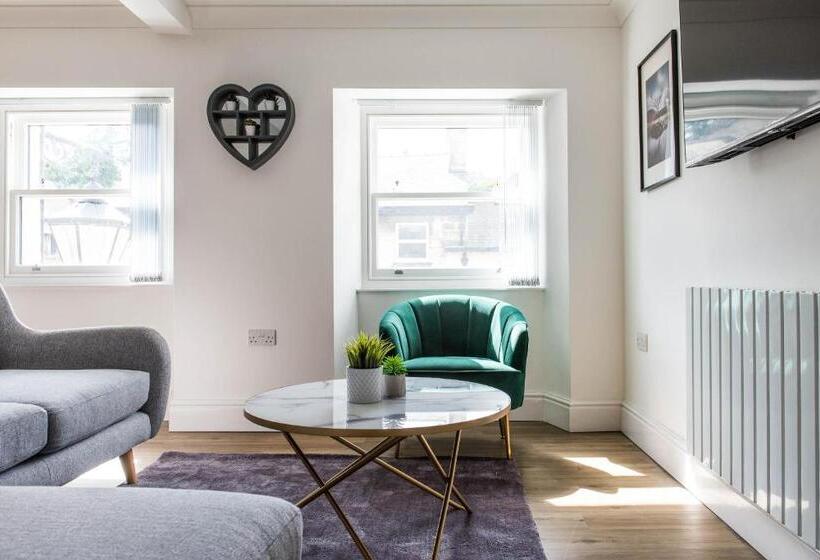 Monterey Residence Stunning, Duplex Apartment In The Heart Of Kendal