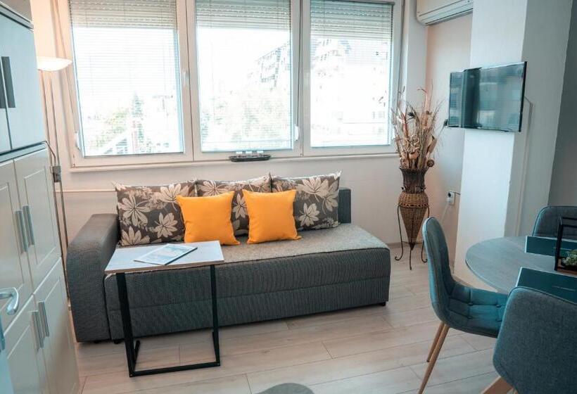 Noa Luxury Apartment