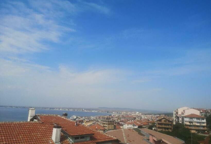 פנסיון алми Almi