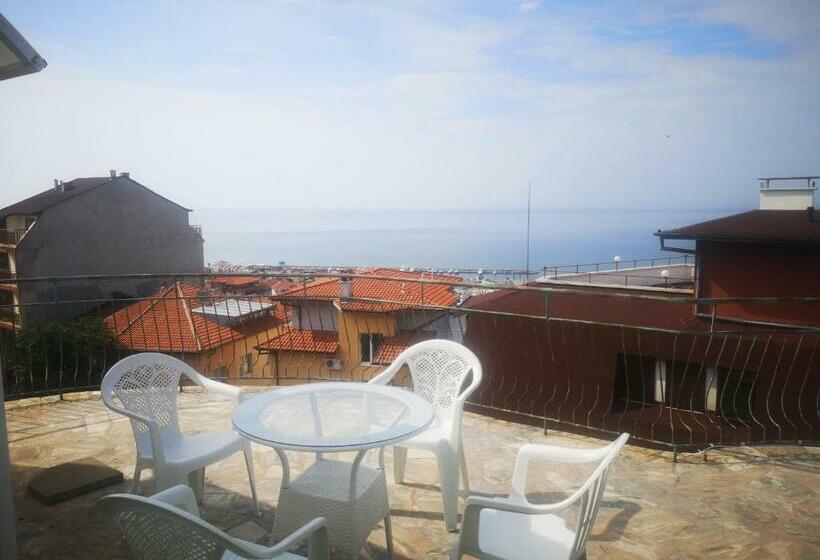 פנסיון алми Almi