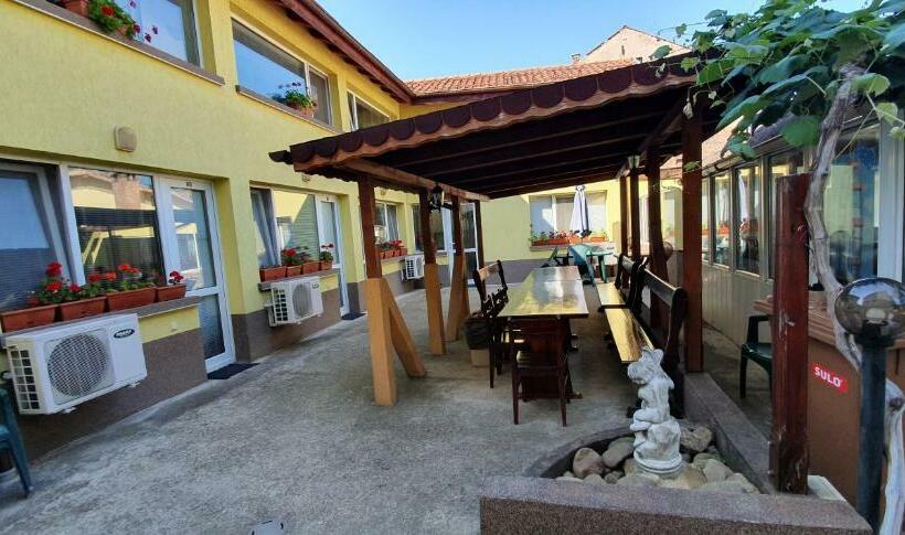 Pension къща славяни