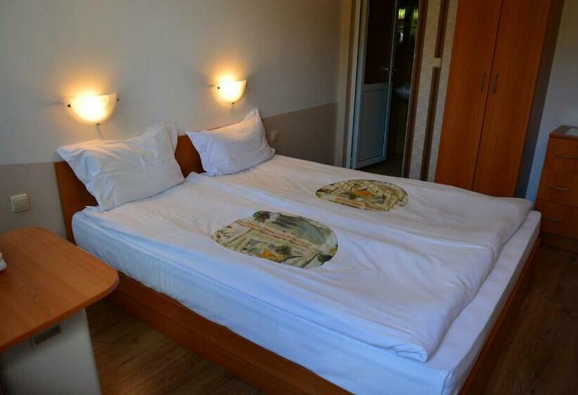 Pension къща славяни