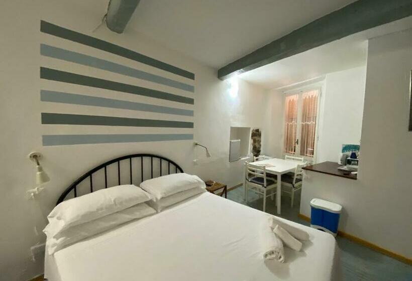 ペンション Carugios Vernazza