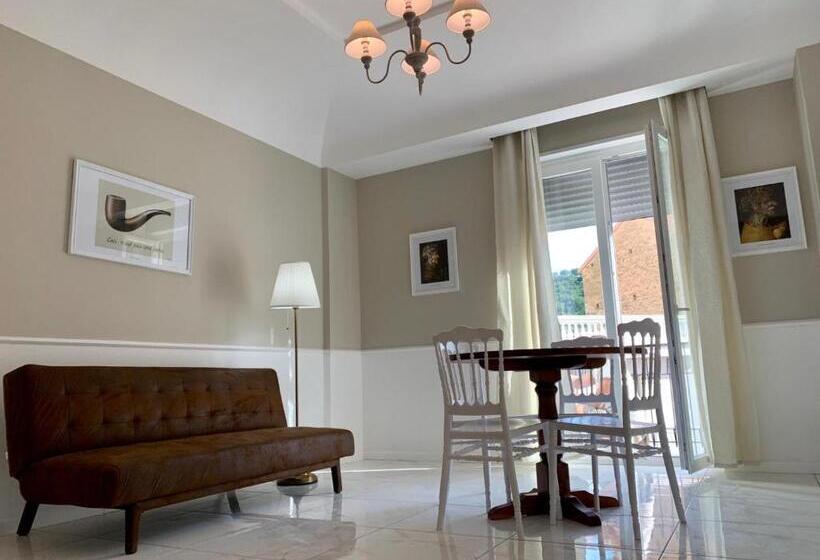 ペンション Cilento Suite   Louis Xxii