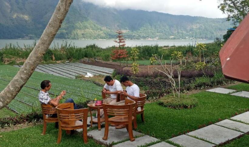 פנסיון Lakeside Log Cabins