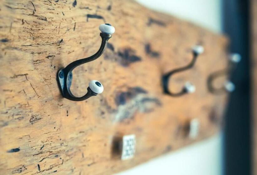 פנסיון Maison Léonard Du Ventoux