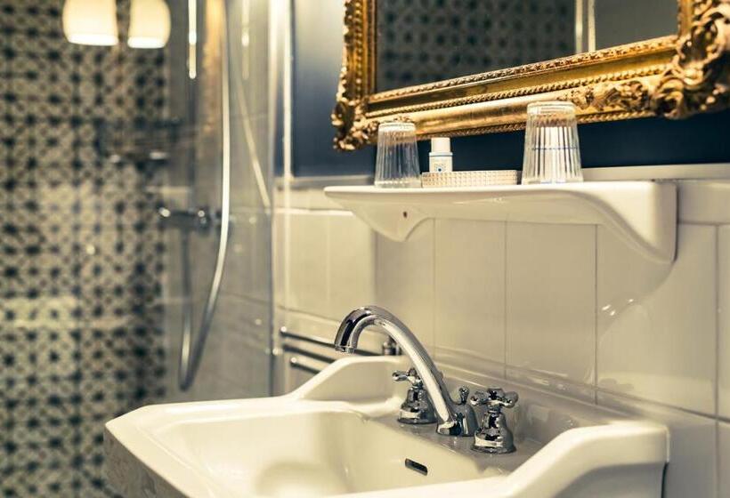 פנסיון Maison Léonard Du Ventoux