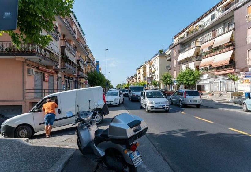 膳宿费 Prestige House