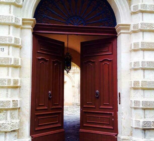 Пансион Sud Room Palazzo Rau Della Ferla