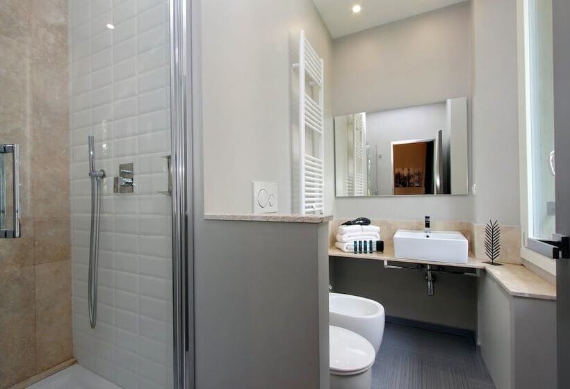 پانسیون Vico Fashion District